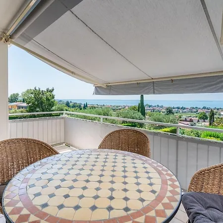 For 4 View, Terrace, Wifi And Freeparking Appartement *