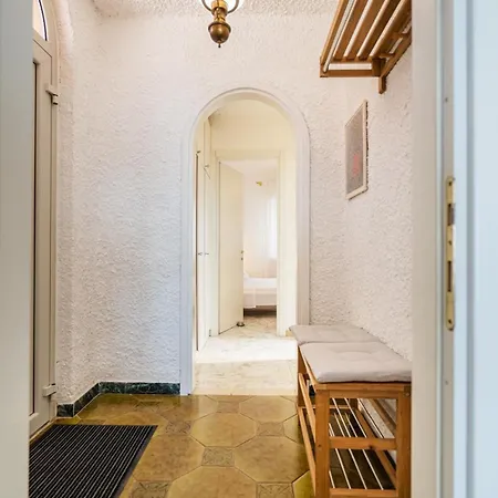 Appartement For 4 View, Terrace, Wifi And Freeparking *