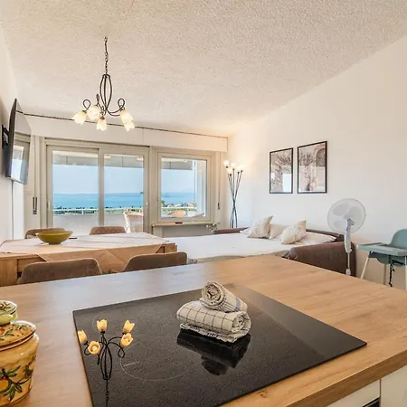 For 4 View, Terrace, Wifi And Freeparking Bardolino